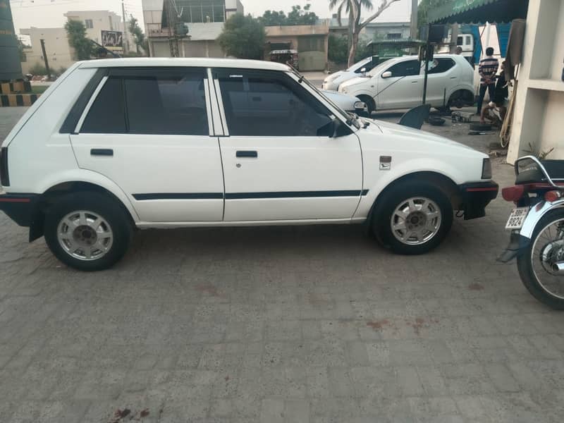 Charade 1986 model 0