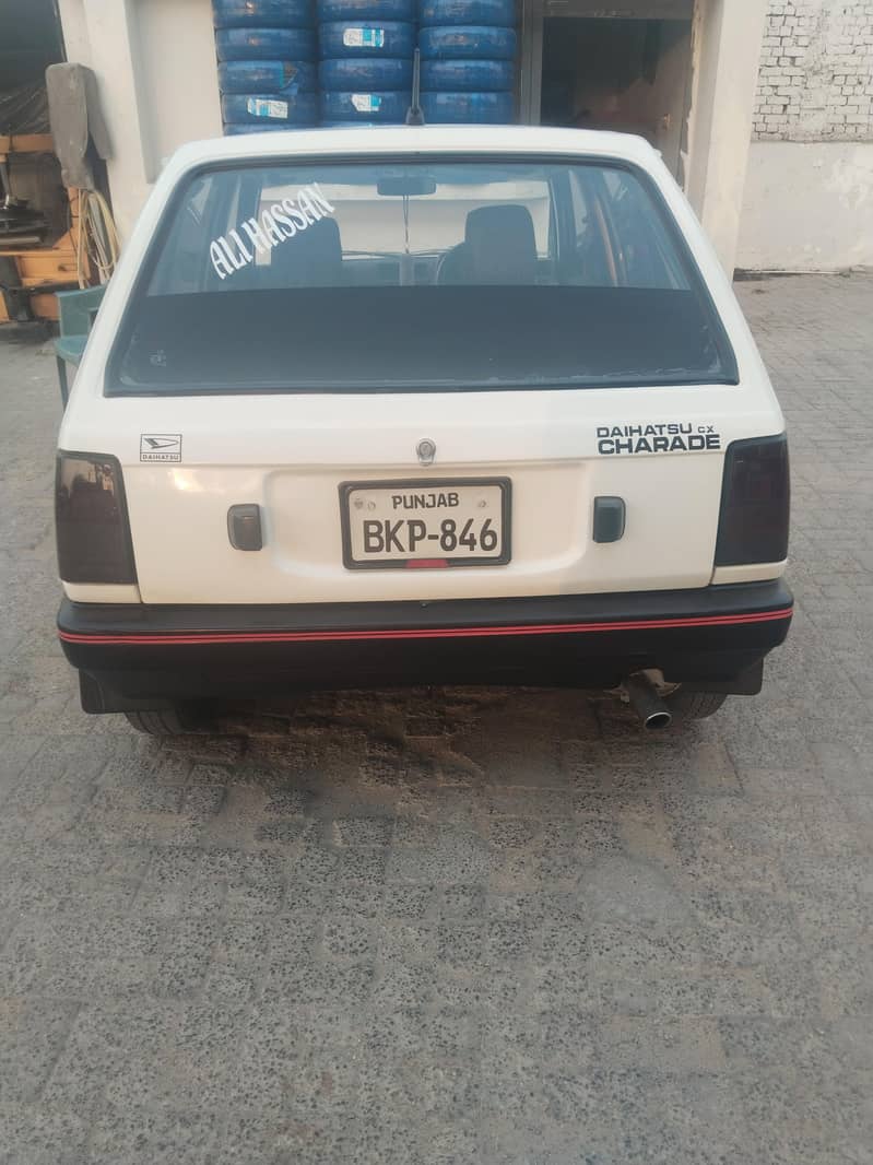 Charade 1986 model 3