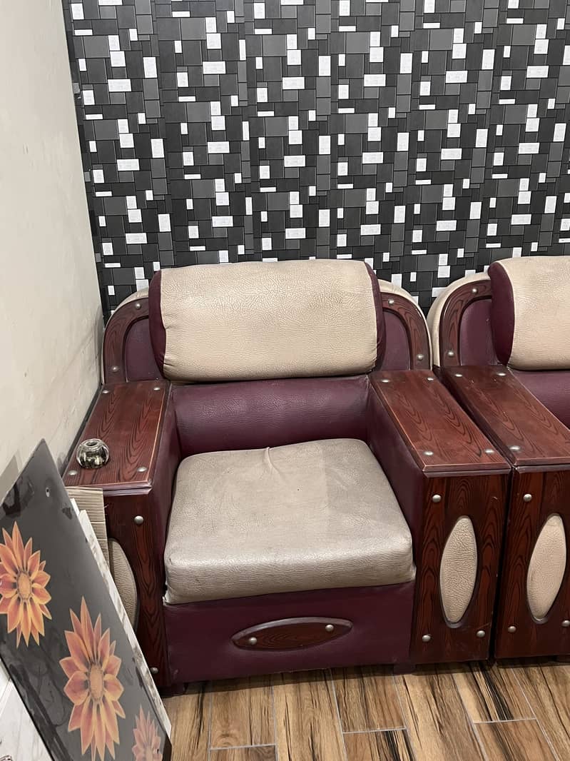 4 sitting sofas 2