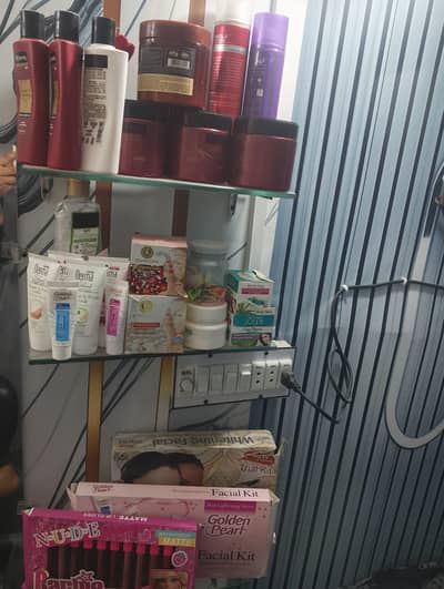 salon complet set up for sale urgently