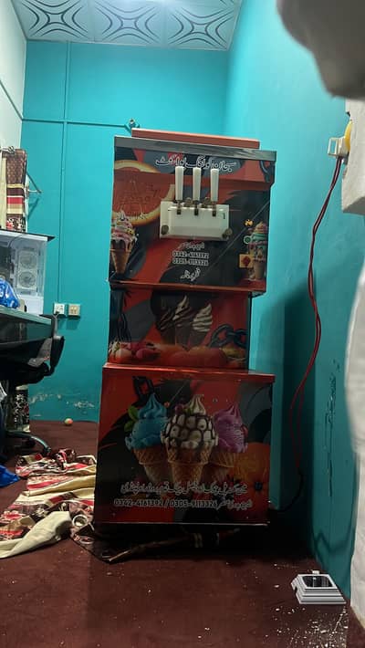 Ice cream machine For sale only one 3 months used
