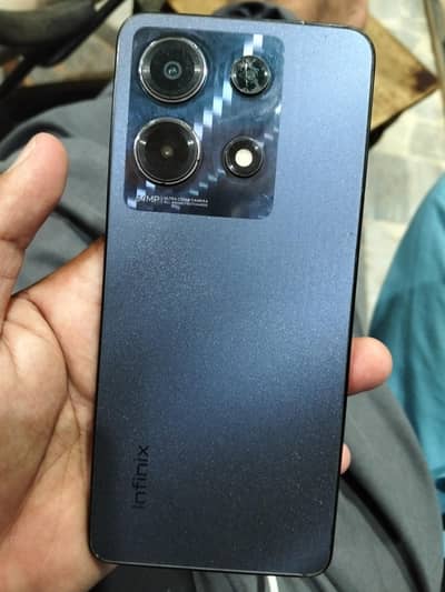 Infinix Note 30