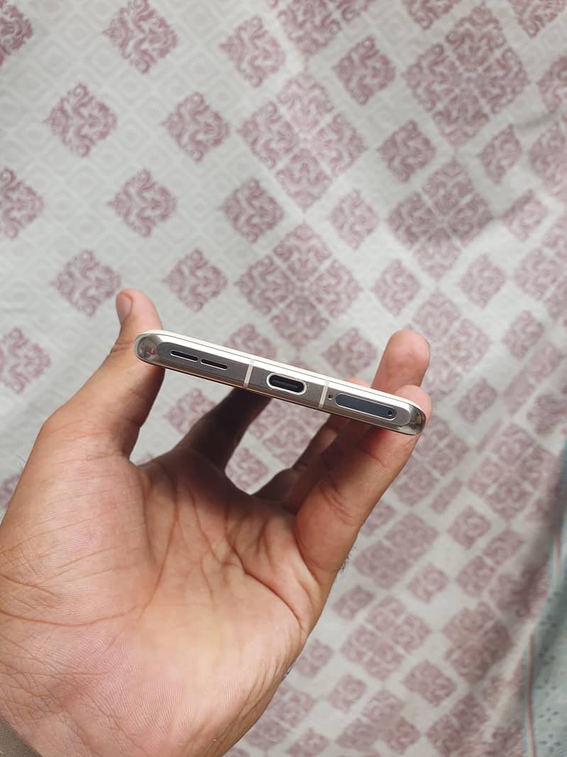 One Plus 11 2