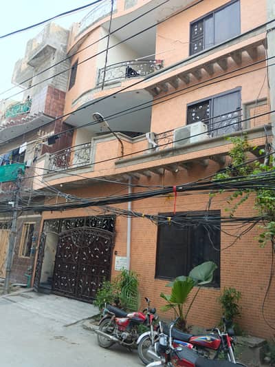 House for sale with best rental income of 165k in GECHS phase 3 Model town link road
