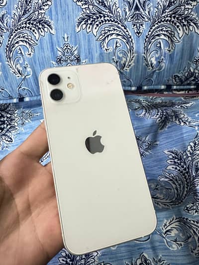Apple iPhone 12