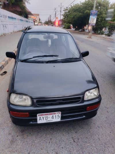 Daihatsu Cuore 2012