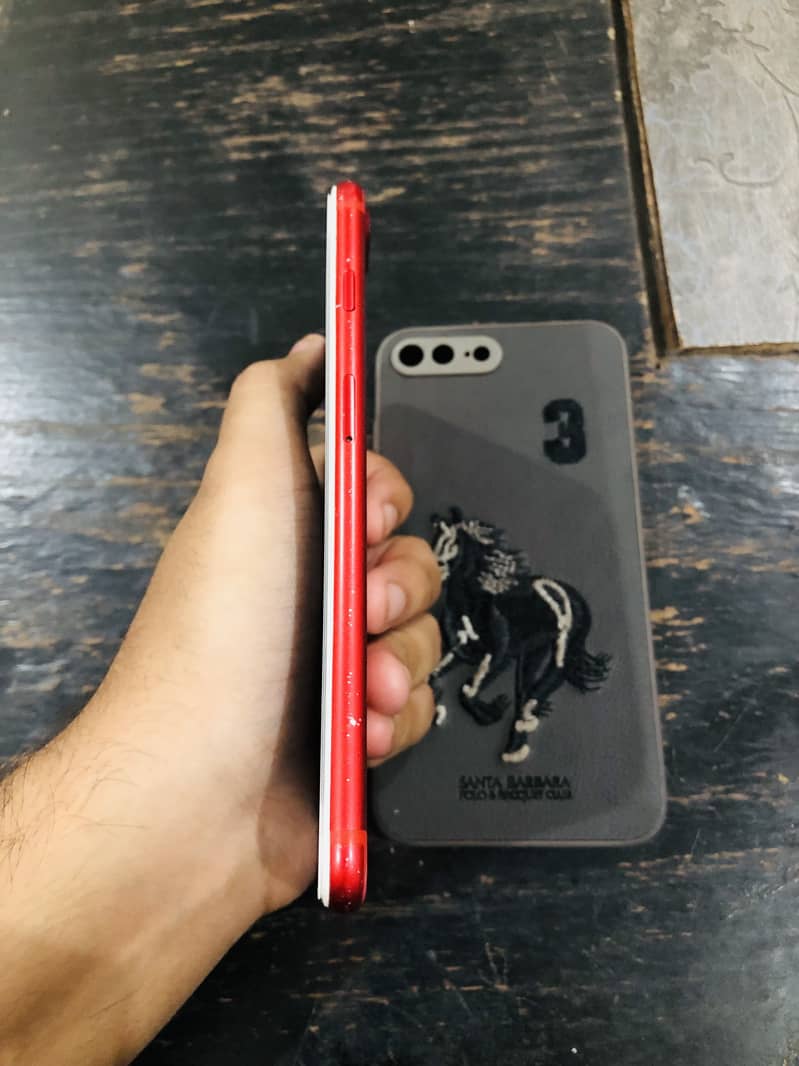 Apple iPhone 7 Plus 8