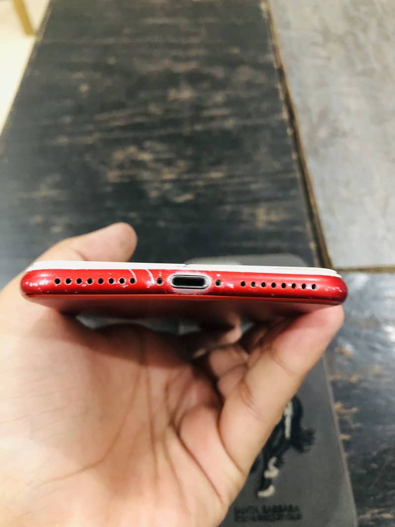 Apple iPhone 7 Plus 10