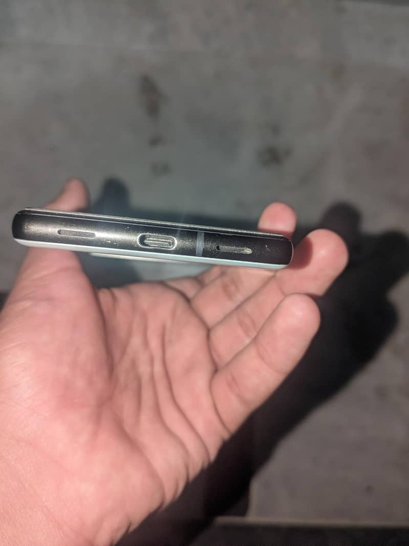 Google Pixel 6a 1