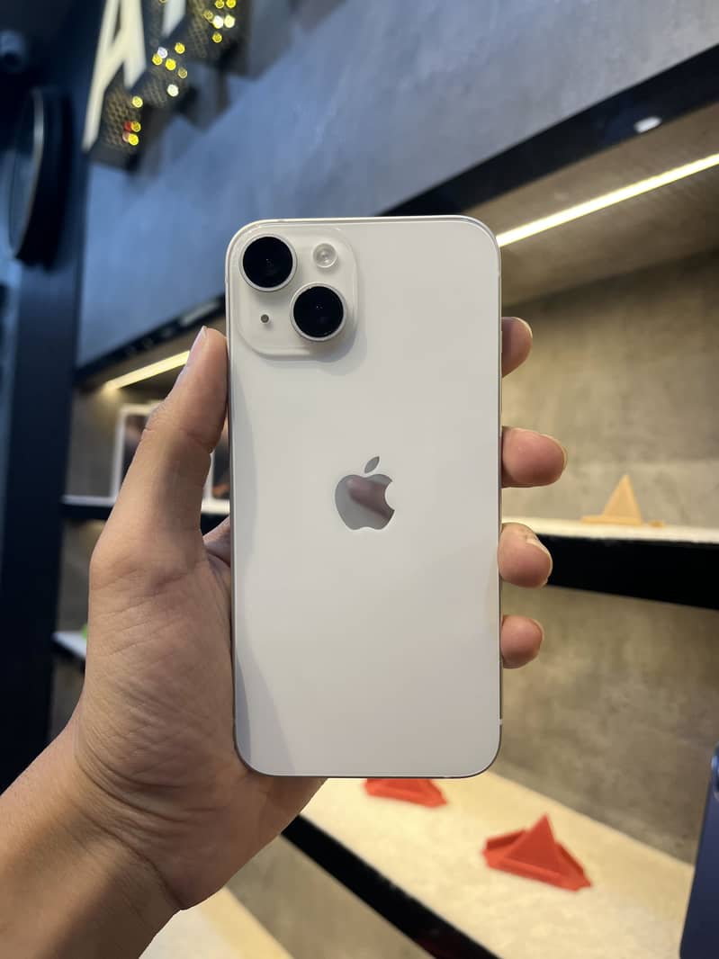 Apple iPhone 13 3