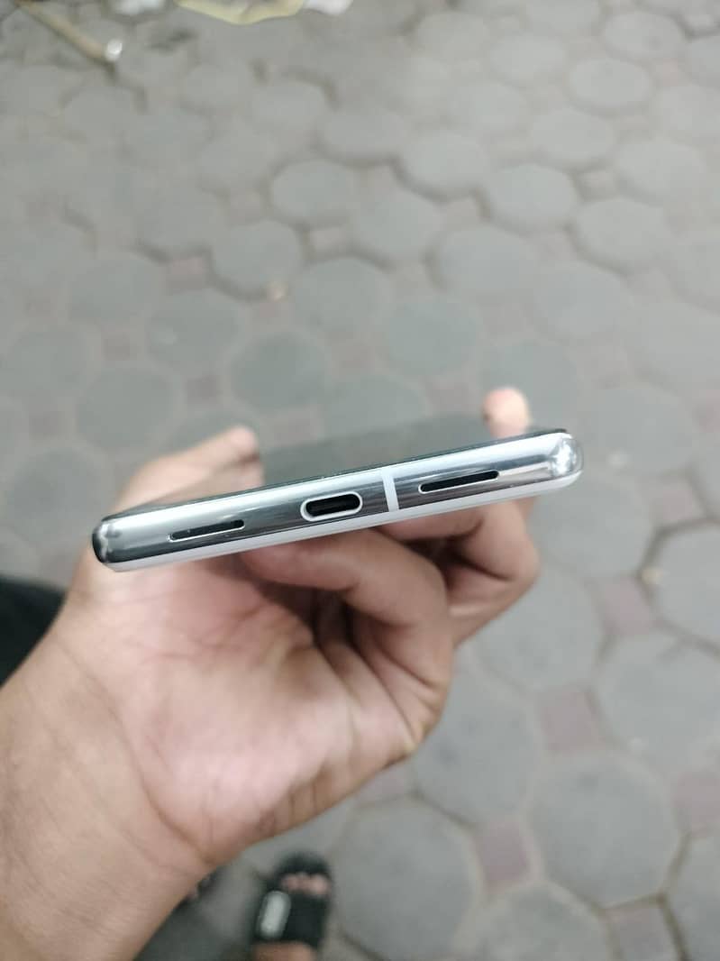 Google Pixel 7 Pro 2