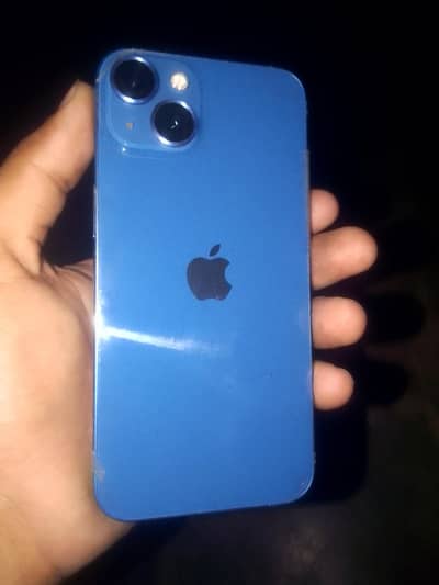 Apple iPhone 13