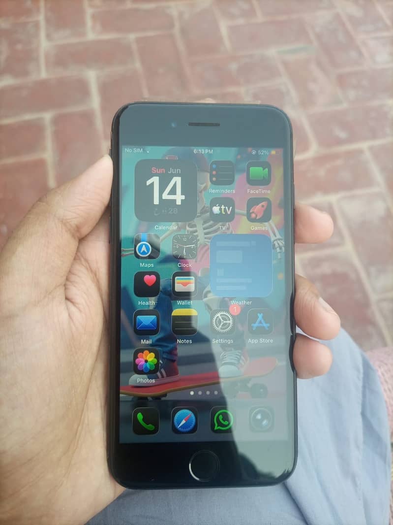 Apple iPhone SE 4