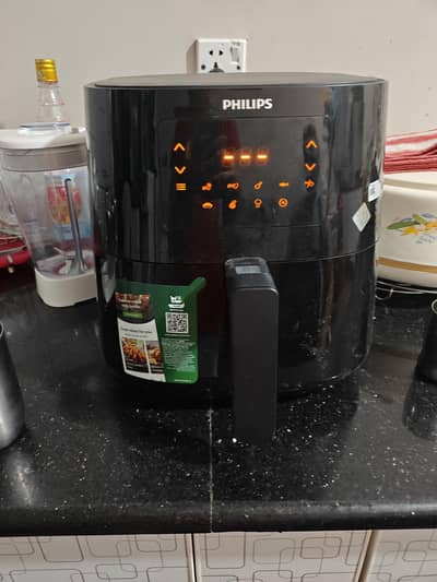 Philips 6.2 liter brand new air fryer
