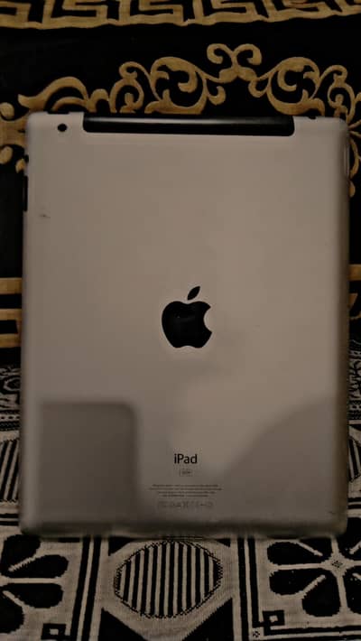 Apple iPad 2 (Model A1396) _ 32 gb Wi-fi + 3g _ used but not working