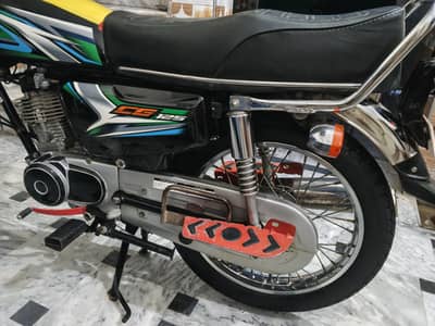 Honda cg 125 black colour