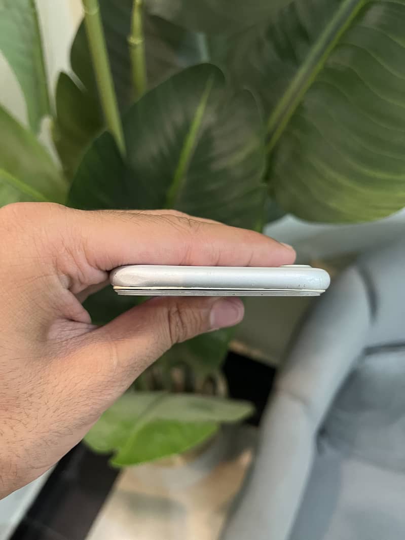 Apple iPhone 7 5