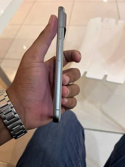 Google Pixel 8