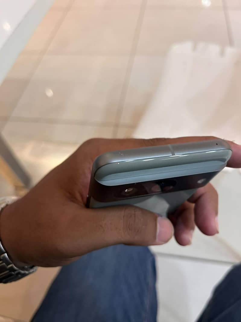 Google Pixel 8 3