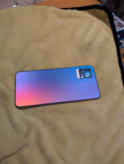Vivo V20
