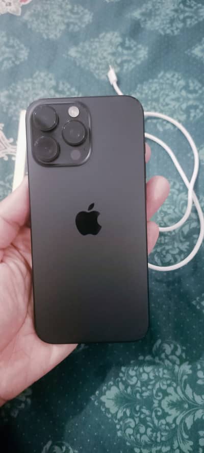 Apple iPhone 16 Pro Max