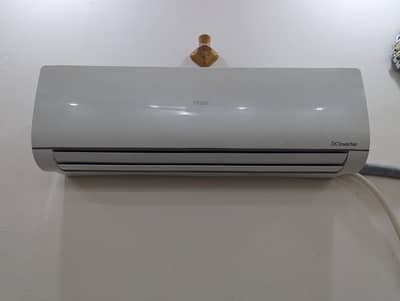 1.5 Ton Haier DC Inverter - Excellent condition