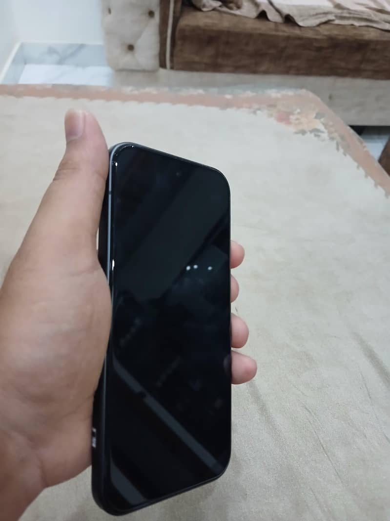 Google Pixel 9 3