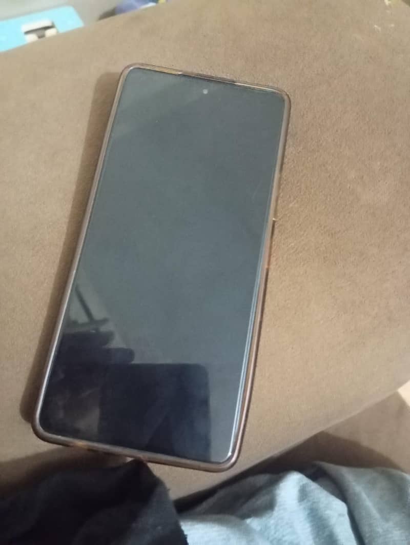 Tecno CAMON 20 2