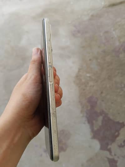 Vivo Y33T