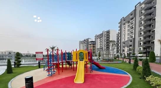 10 MARLA 3 BEDROOM APARTMENT AVAILABLE FOR SALE