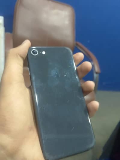 Apple iPhone 8