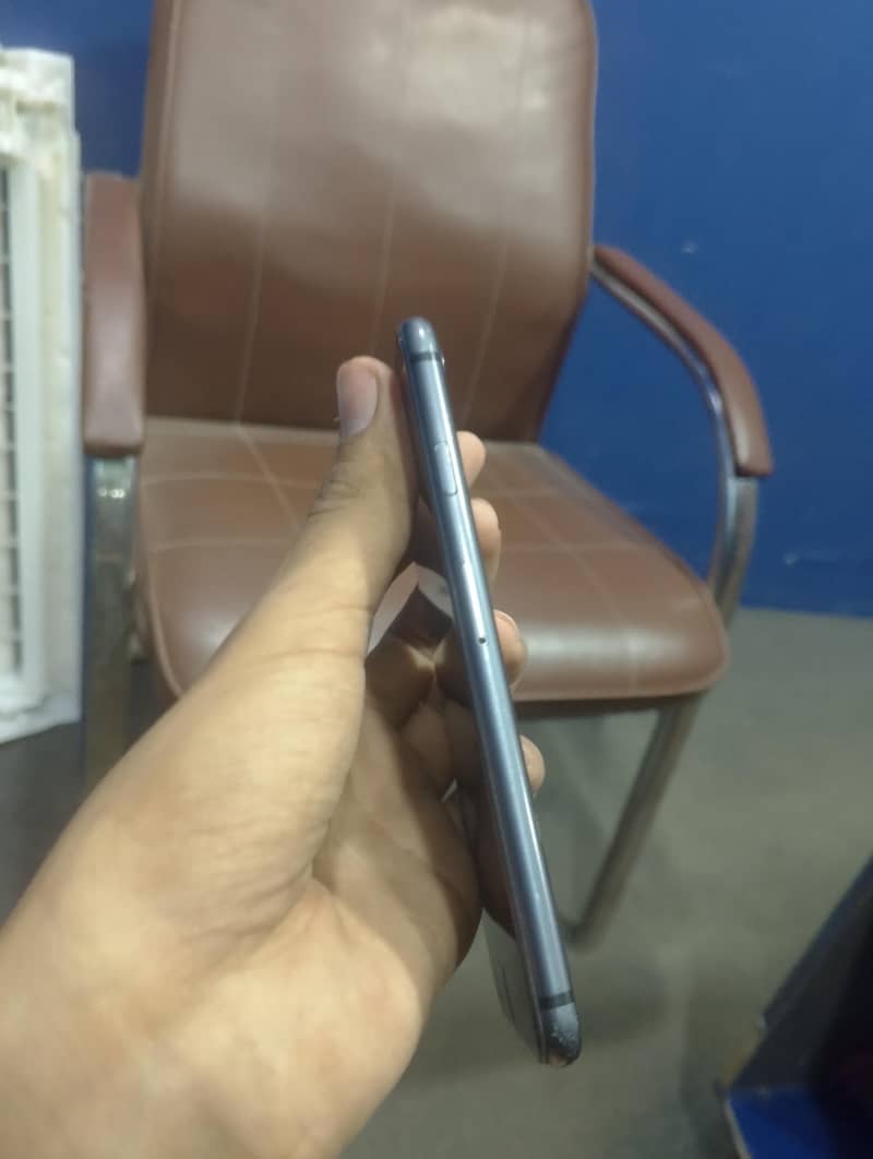 Apple iPhone 8 2