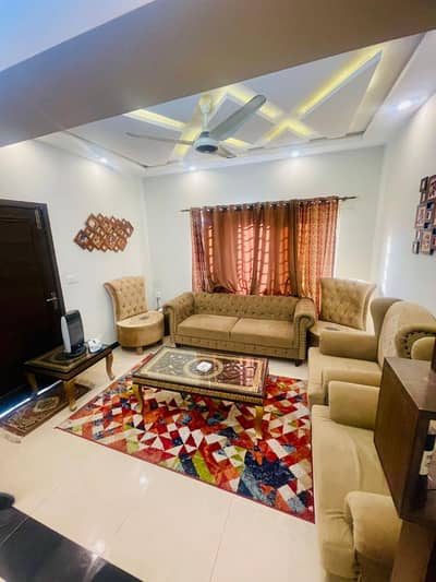 Rafi block 5 marla 3 bed ful furnished bahria town phase 8