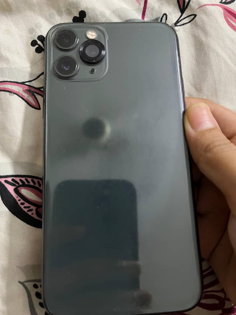 Apple iPhone 11 Pro 2