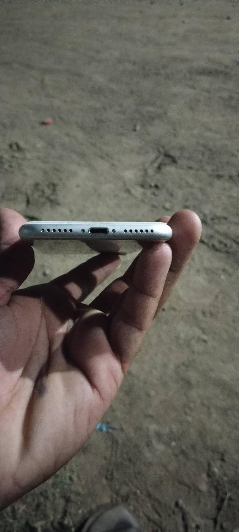 Apple iPhone 7 1