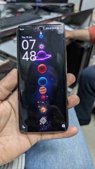 Vivo V40e