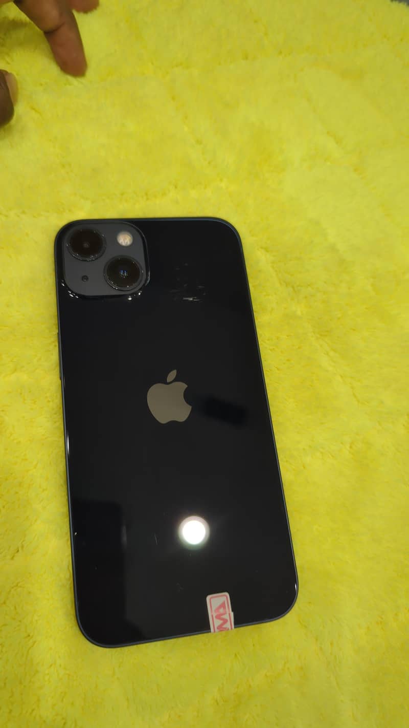 Apple iPhone 13 5