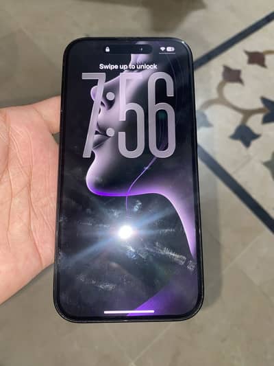 Apple iPhone 16