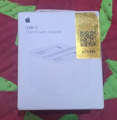 iPhone 25W Power Adapter