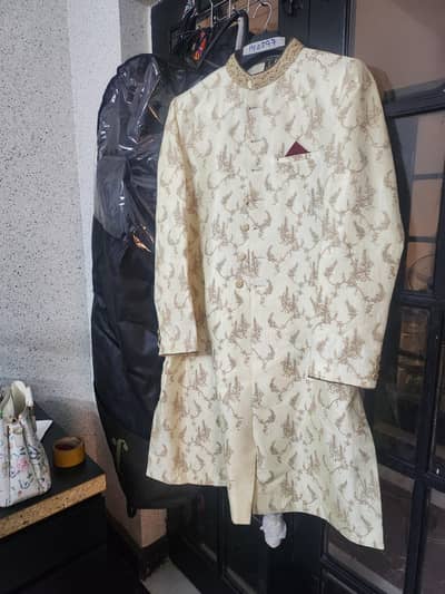 BARAAT GROOM DRESS ORIGINAL FROM J. ( JUNAID JAMSHAID BRAND)