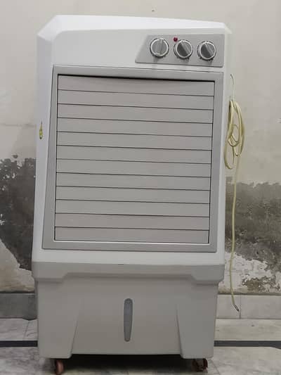 Air cooler Just 2 months use and like new cooler