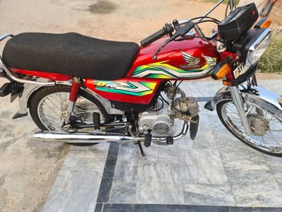 selling Honda CD 70 model 2023