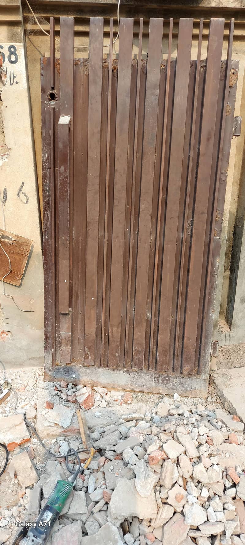 house gate 3