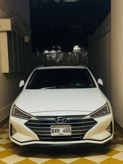 Hyundai Elantra 2022