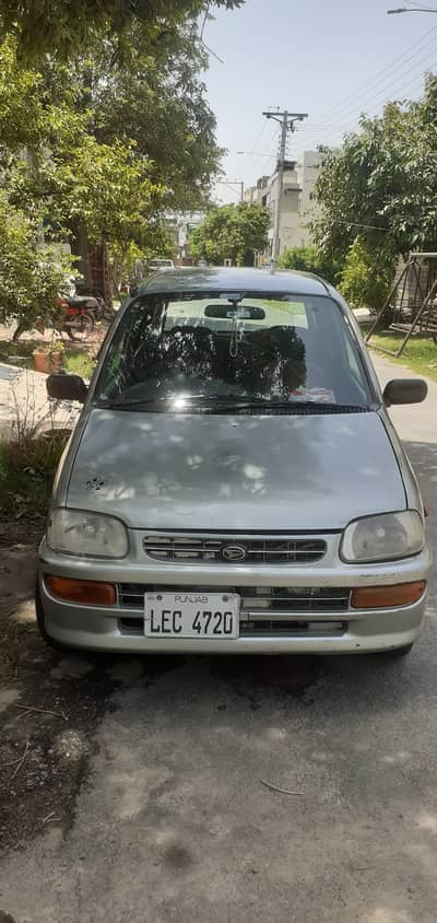 Daihatsu Cuore 2011