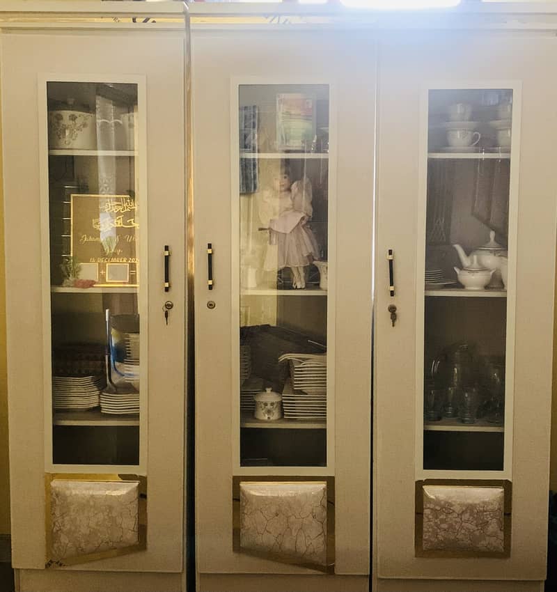Bed set side table dressing table  divider 3