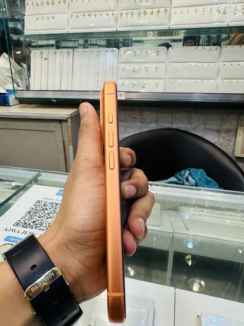 Apple iPhone 17 Pro 1