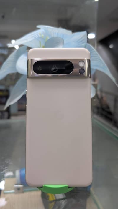 Google Pixel 8 Pro
