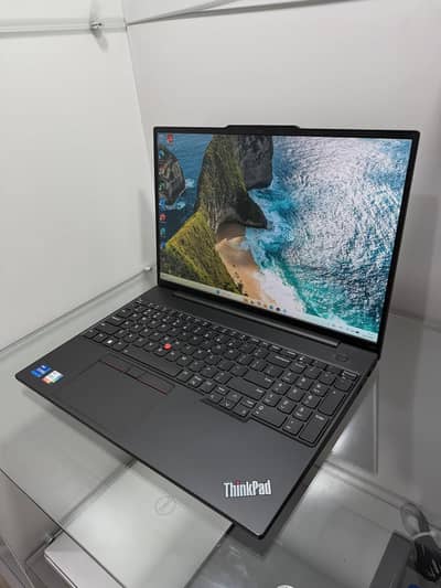 LENOVO ThinkPad E16 Gen 1 | 13th Gen Intel® Core™ i7-13700H