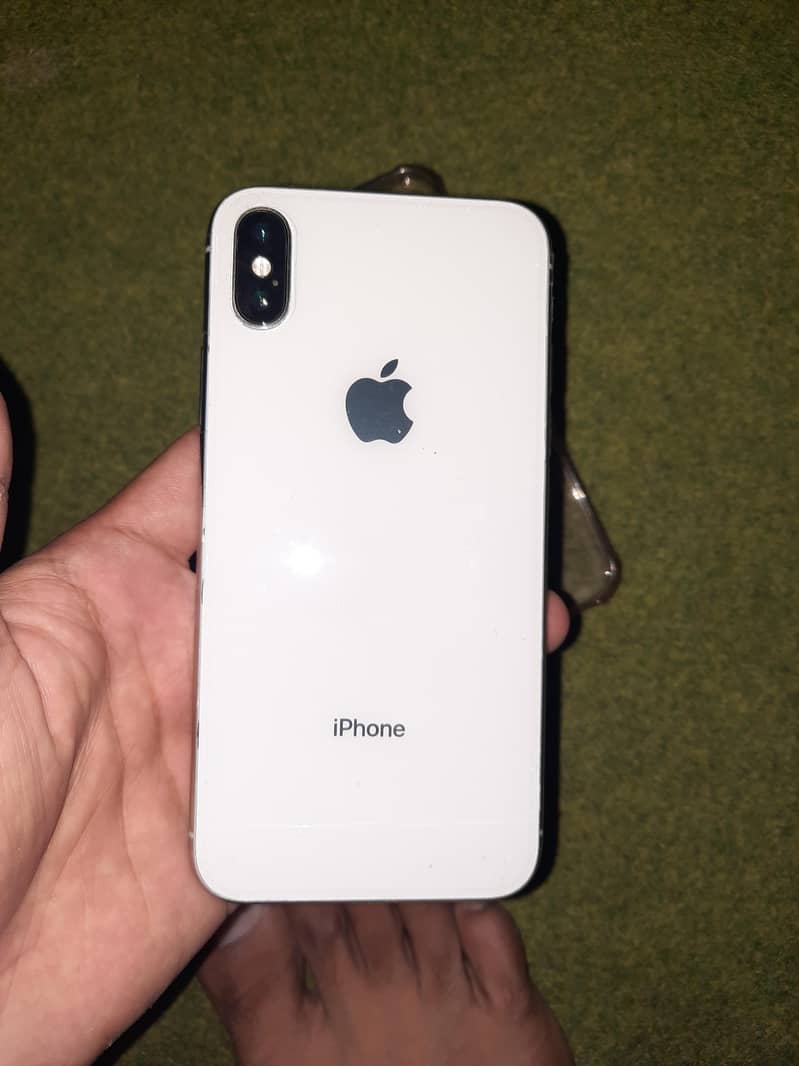 iPhone X 3